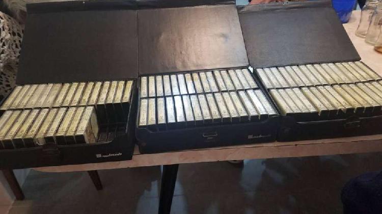 Colección de Música Clásica en 85 Cassettes en Estuches.