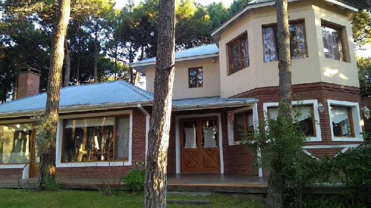 EXCEPCIONAL CHALET EN PINAMAR NORTE.