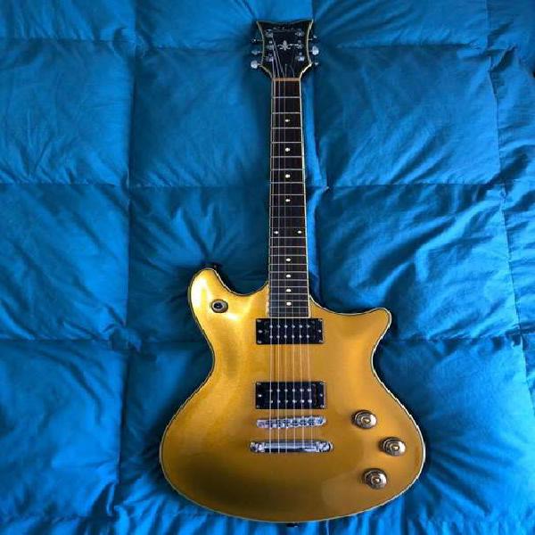Guitarra Schecter Tempest Standard Gold Top
