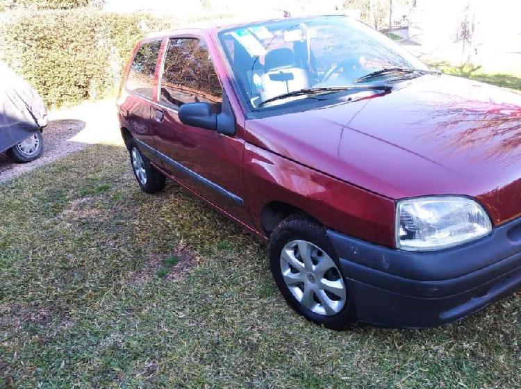 Renault Clio 1.6 rn