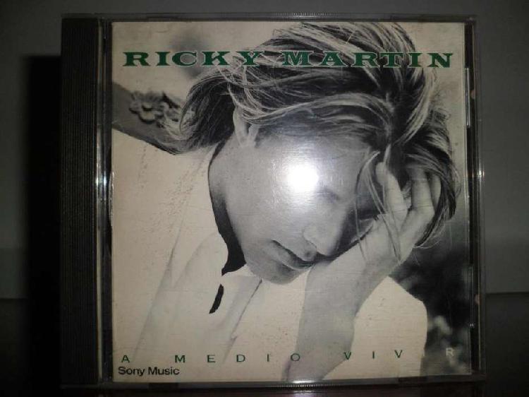 Ricky Martin a medio vivir cd