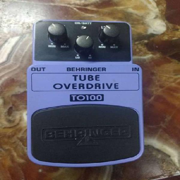 Tube overdrive Behringer TO100