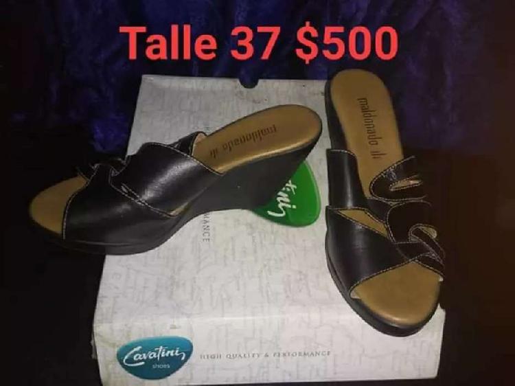 VENDO ZAPATO TALLE 37. UN SOLO USO COMO NUEVO