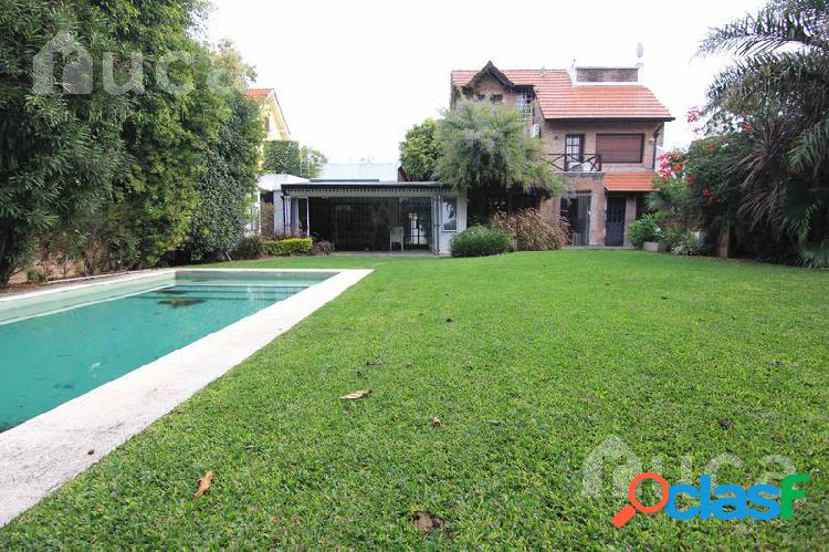 Casa 5 ambientes - Villa Ballester