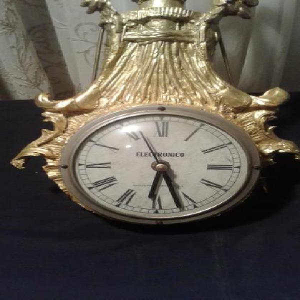 EXQUISITO RELOJ DE PARED