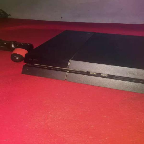 PLAYSTATION 4