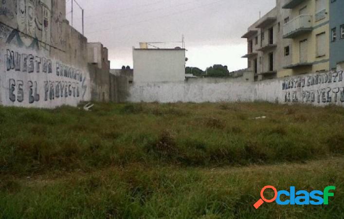 TERRENO FRENTE AL MAR APTO 5 PISOS