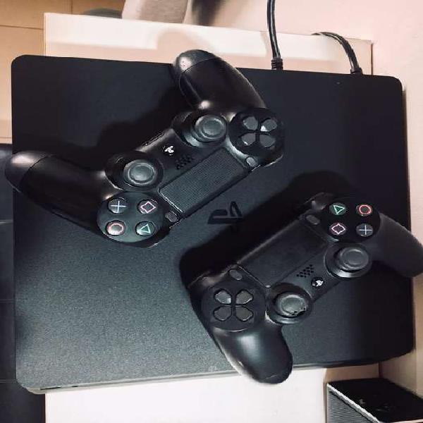 VENDO PS4 perfecto estado