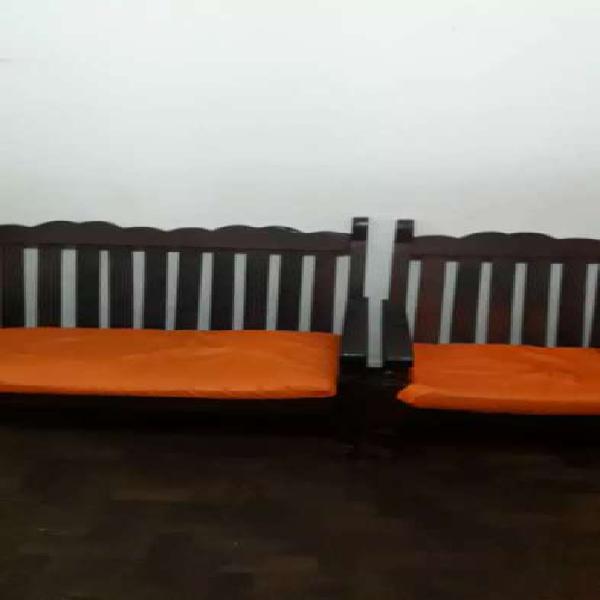 Vendo sillones de algarrobo con los almohadones incluidos