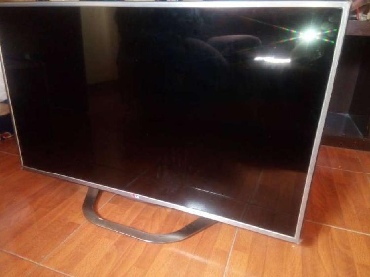 Vendo tv LED LG 3D 43" para reparar pantalla + placa tcom