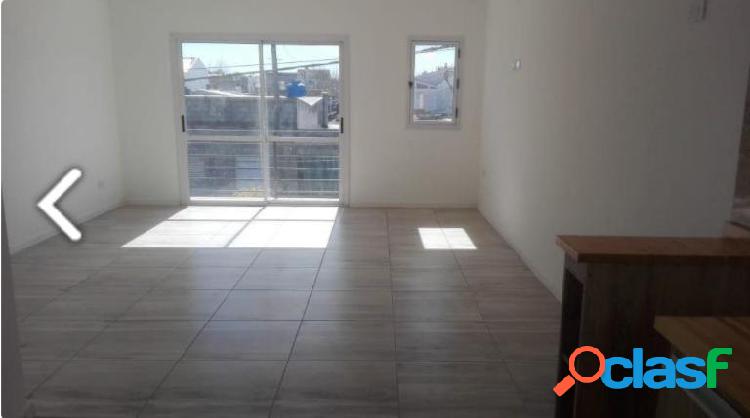 Venta departamento 2 amb reciclado zona Puerto