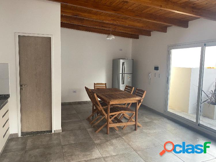 monoambiente con balcon a estrenar. zona centro - amenities