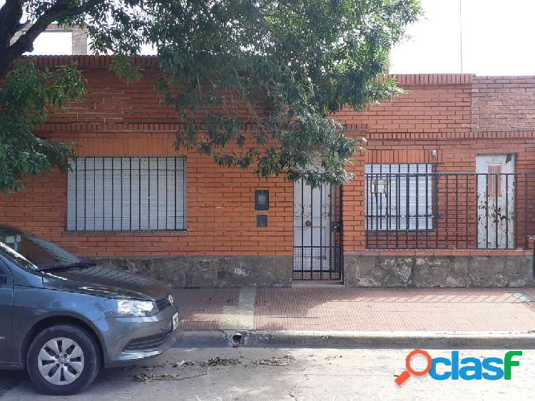 VENTA CASA 2 DORMITORIOS (ZONA NORTE ROSARIO)