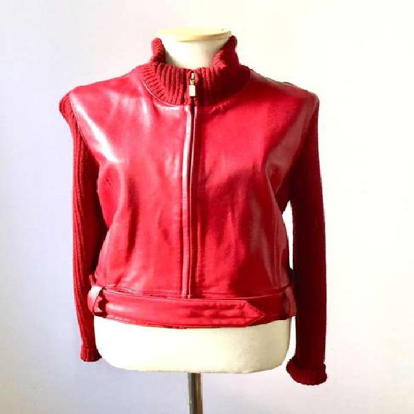 Campera de cuero ovino rojo con mangas y cuello tejido Paula