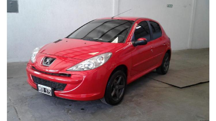 Peugeot 207 motor 1.4 2014. Excelente Estado. Permuto,