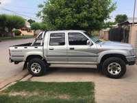 Toyota hilux 4x4 modelo 2002 3.0 SRV estado general