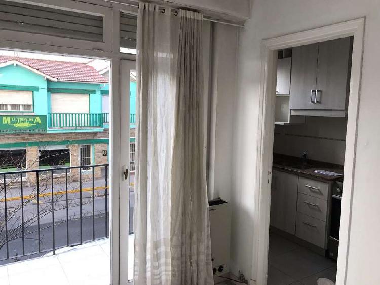 VENTA DE 2 AMB A LA CALLE C/BALCÓN EN ZONA PASEO ALDREY