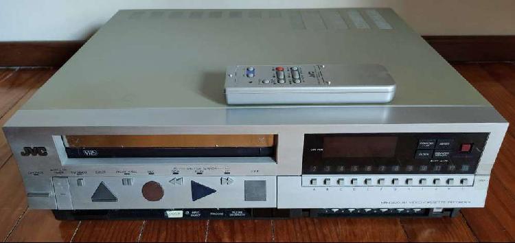 VIDEOCASETERA / REPRODUCTOR VHS JVC