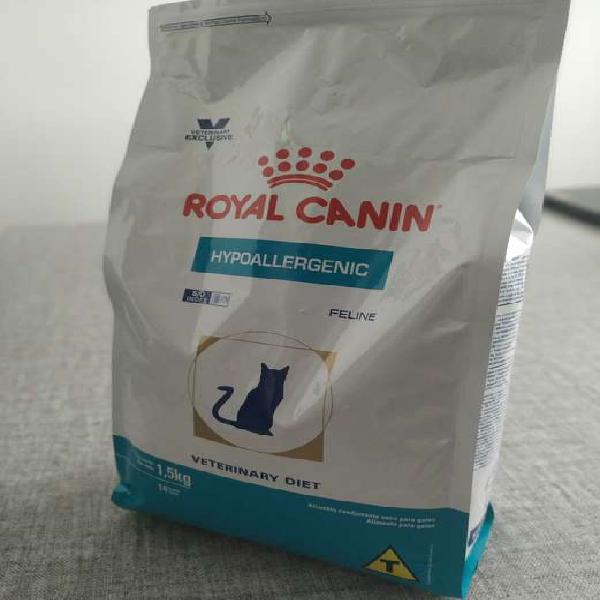 Alimento Royal Canin Hypoallergenic 1.5kg (abierto)