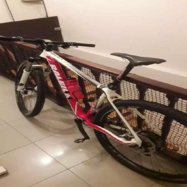 Bicicleta mtb Raleigh Mojave 9.5 CARBONO