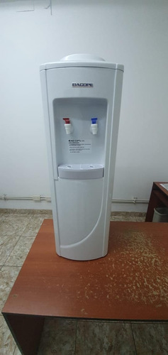 Dispenser De Agua Corriente Bacope