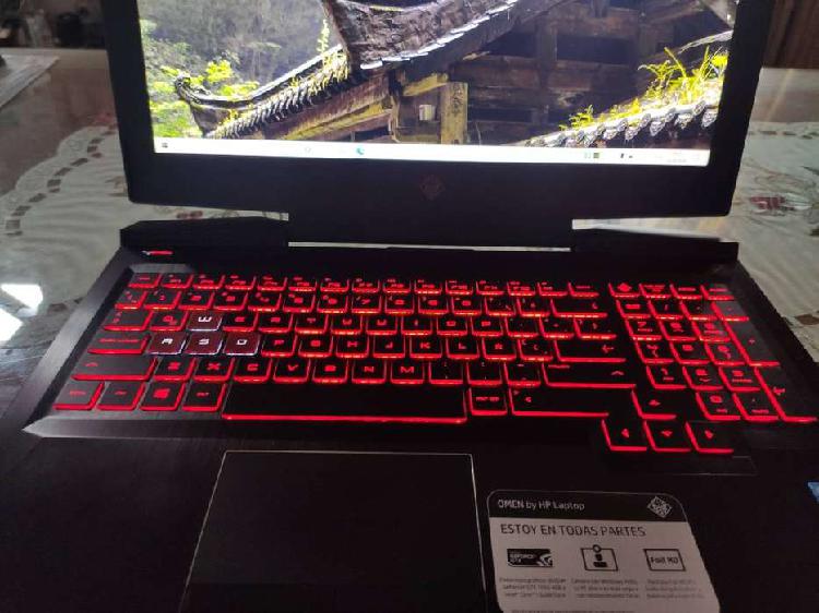 HP OMEN 15 I7 7700hq 12gb ram gtx 1050 4gb