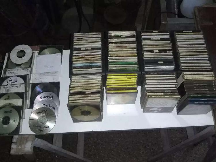 Lote de 116 cd música variada