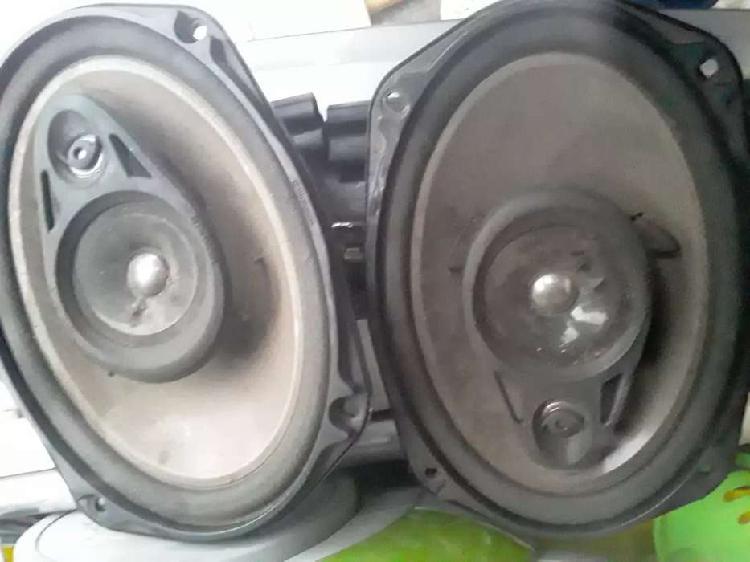 Parlantes Pioneer 6x9 180w leer