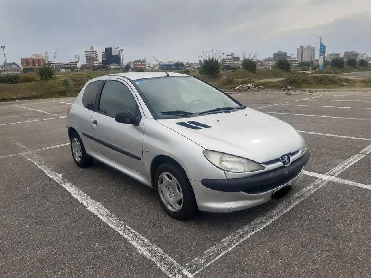 Peugeot 206 1.4