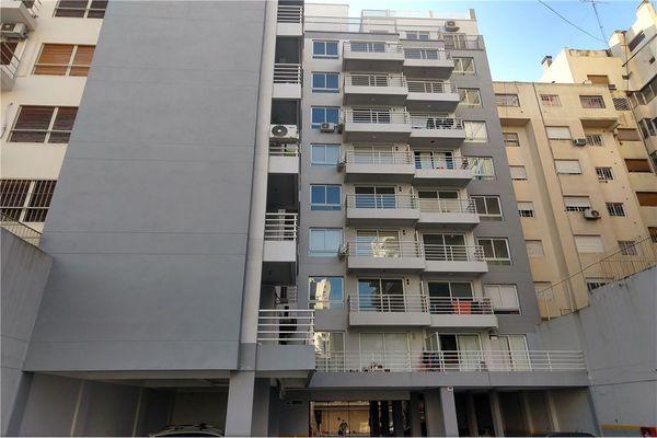 Ramón Falcón Entre Camacua - Departamento en Venta en