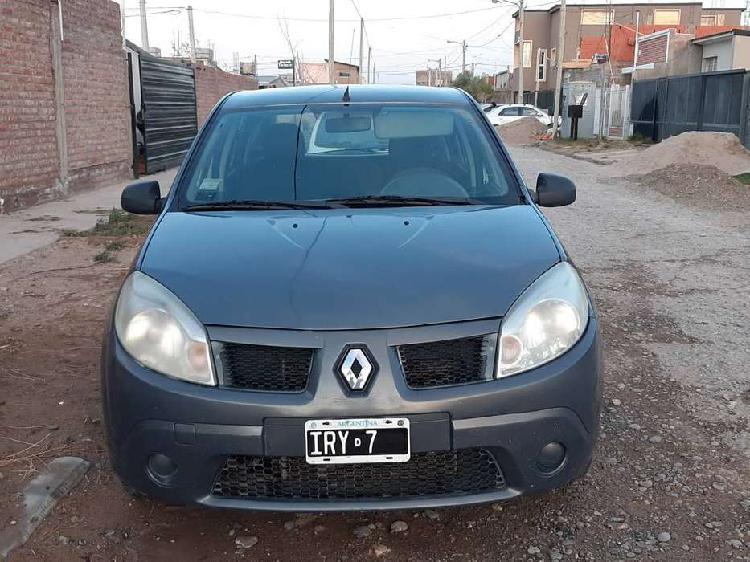 Sandero 1.6 8v 2010 excelente estado