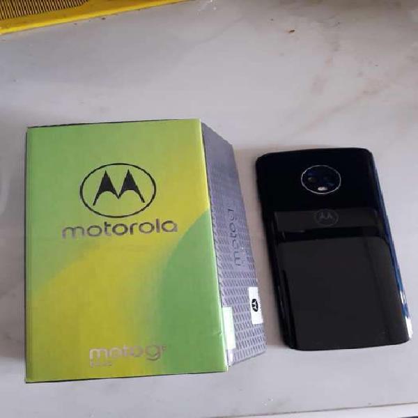 Vendo motorola g6 plus de 64gb con su caja y cargador