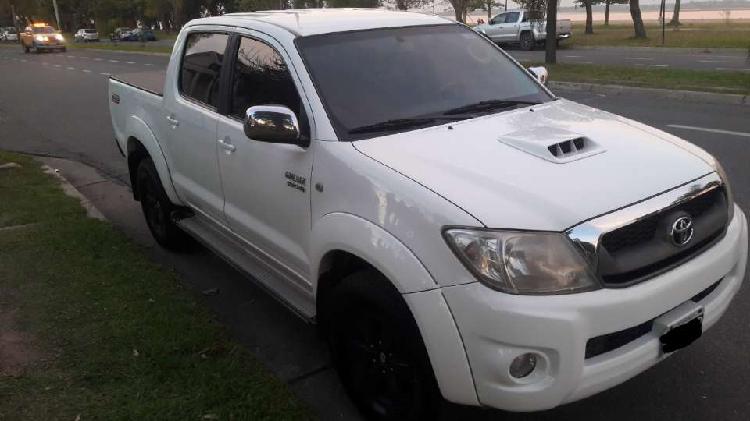 toyota hilux 3.0 SRV 2011 IMPECABLE