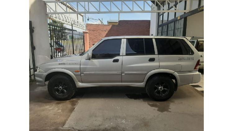 SSANGYONG MUSSO 2001 IMPECABLE