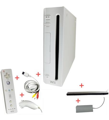Nintendo Wii + 2controles +2nunchuk + 1volante + 1joystick