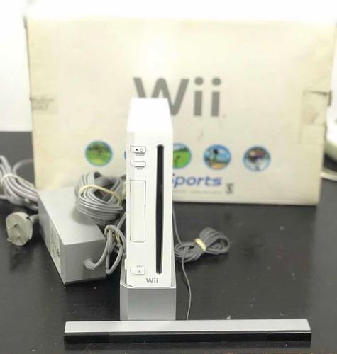 Nintendo Wii Sports Blanca Chipeada, Juego Incluido