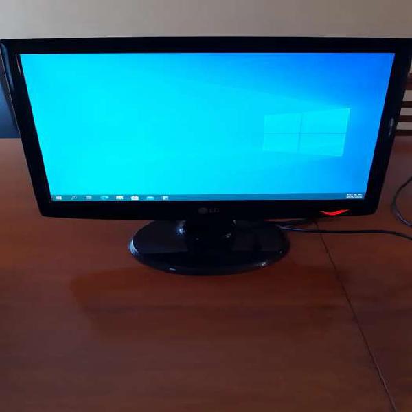 Monitor 17,5 pulgadas LG w1943te