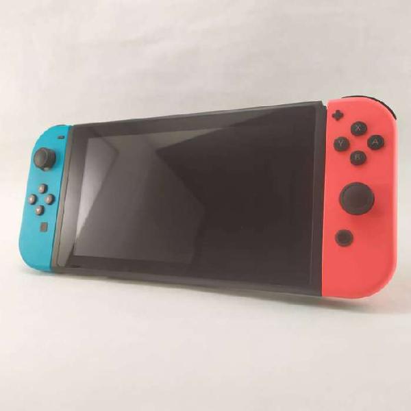Nintendo Switch IMPECABLE USADA EN CAJA