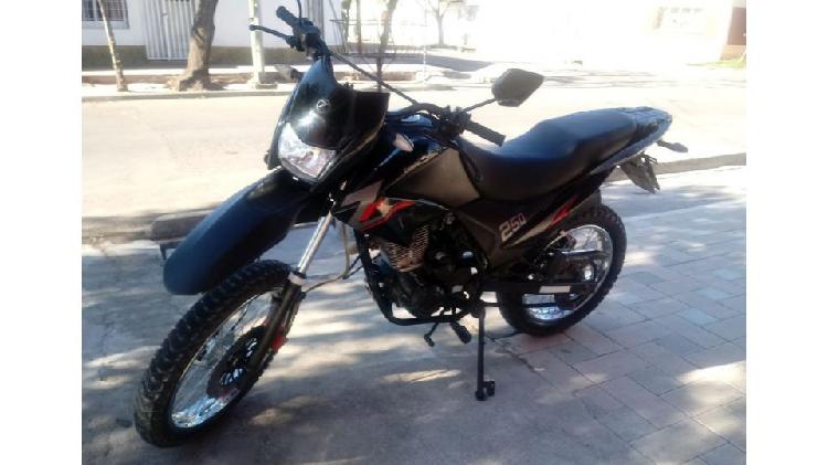 Vendo Zanella ZR 2014 Impecable