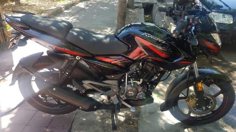 Vendo moto bajaj rousser 135cc