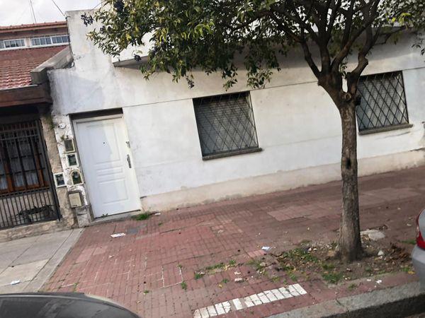 Andalaga 1100 - Casa en Venta en Liniers, Capital Federal