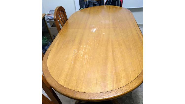 VENDO JUEGO DE COMEDOR ROBLE CON 6 SILLAS