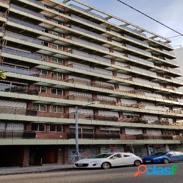 2 AMB A LA CALLE C/ BALCON - MITRE - BELGRANO