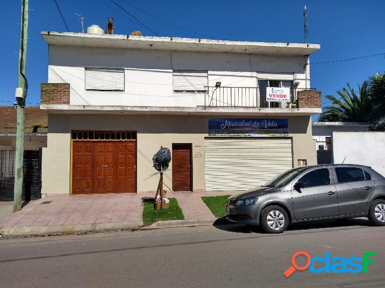 2 viviendas + local - Inversión ideal renta !!! Bº Cerrito