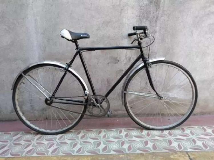 Bicicleta antigua de competencia
