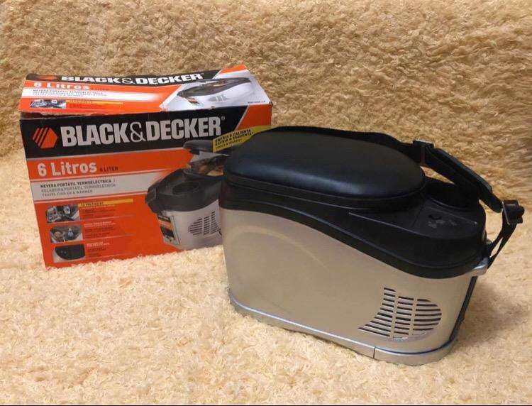 Heladera Black & Decker Portátil P/auto 12v 6l. Frio/calor
