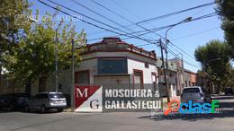 LOTE EN ESQUINA APTO EDIFICIO 4 PISOS CON EXCELENTE