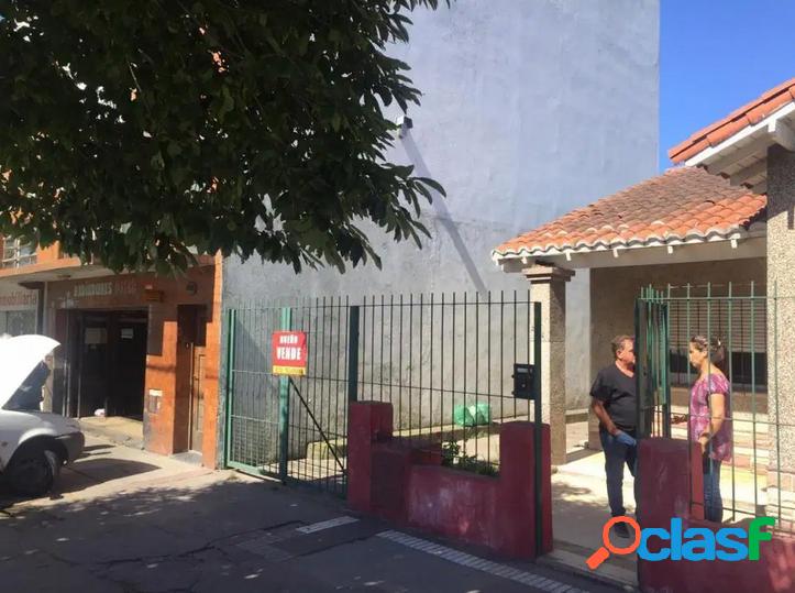 Lote con casa a demoler Barrio san cayetano