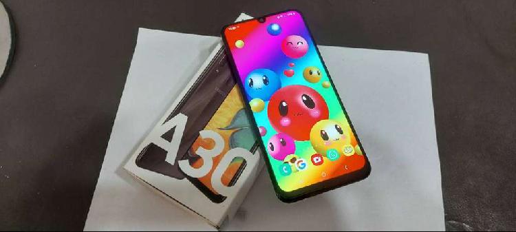 Samsung Galaxy A30 32 Gb Negro En Caja 3 Gb Ram - Impecable