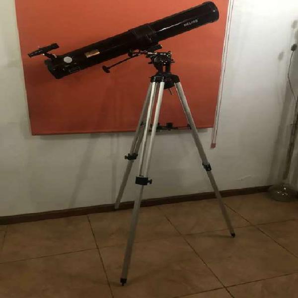 Telescopio refractor Helios 900x76